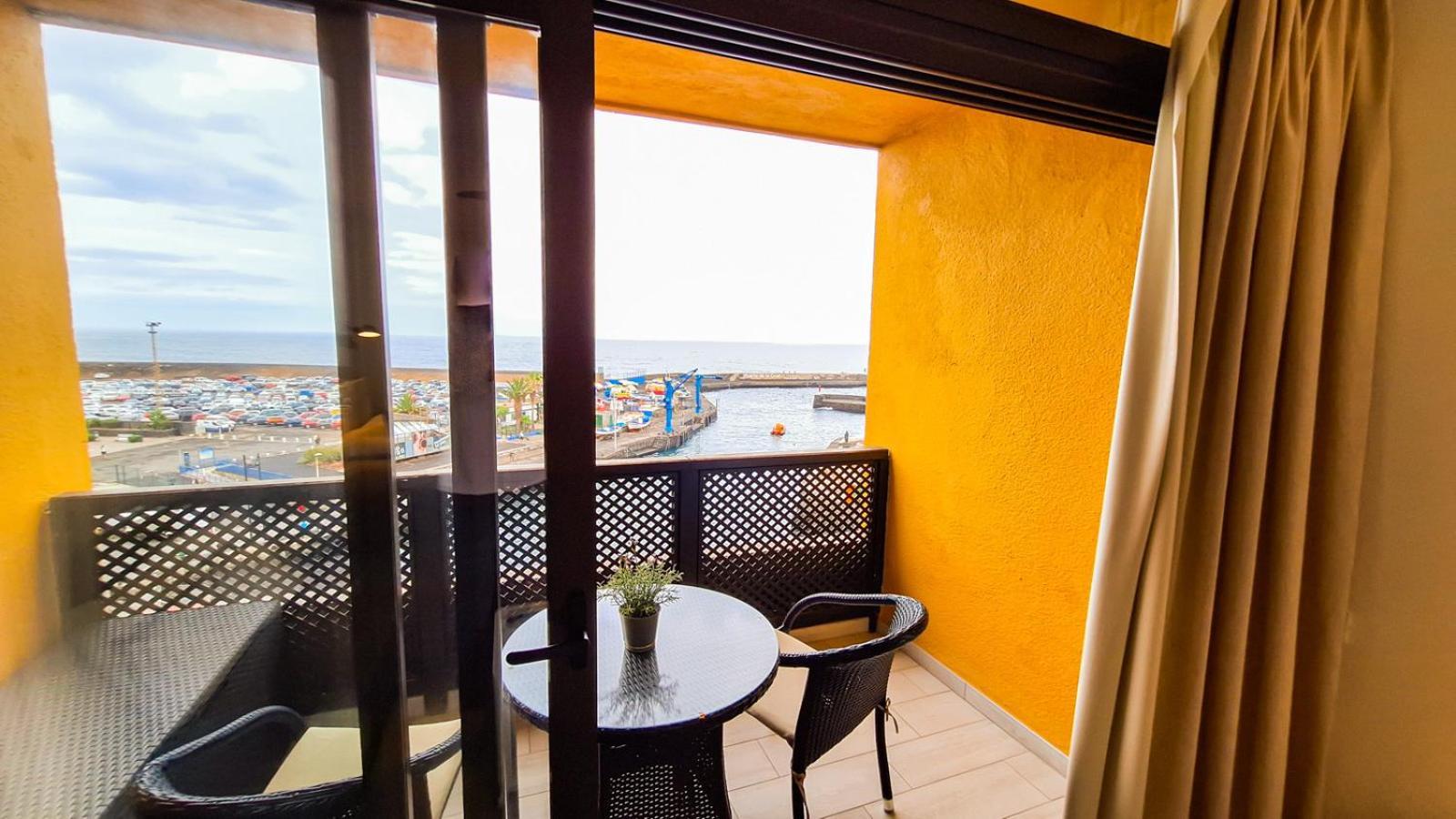 Studio With Balcony And Sea View بويرتو ذي لا كروز المظهر الخارجي الصورة