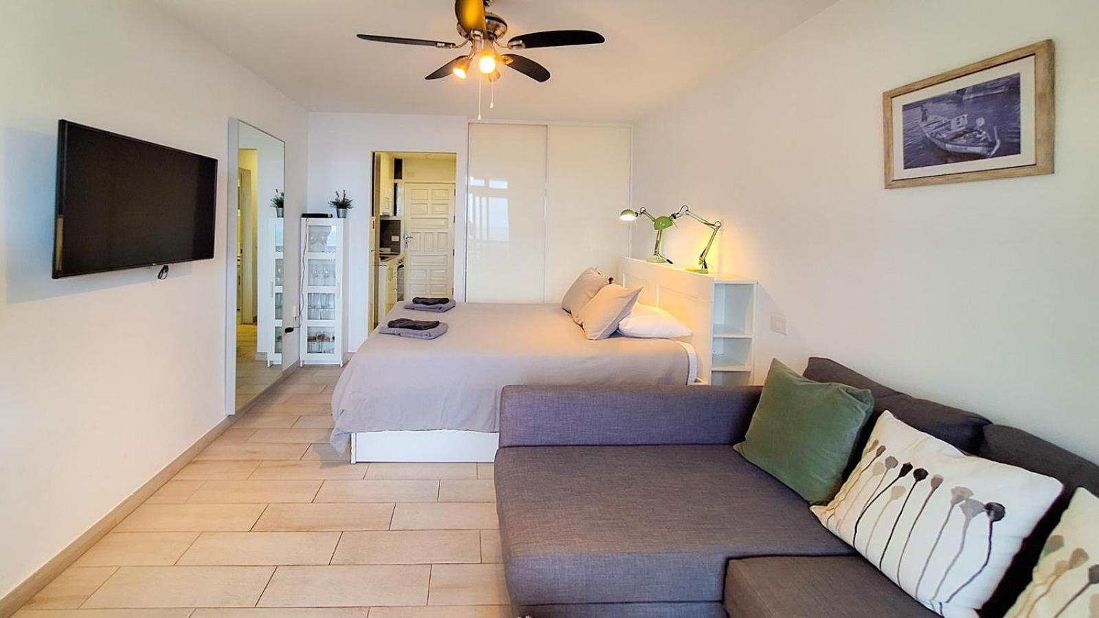 Studio With Balcony And Sea View بويرتو ذي لا كروز المظهر الخارجي الصورة